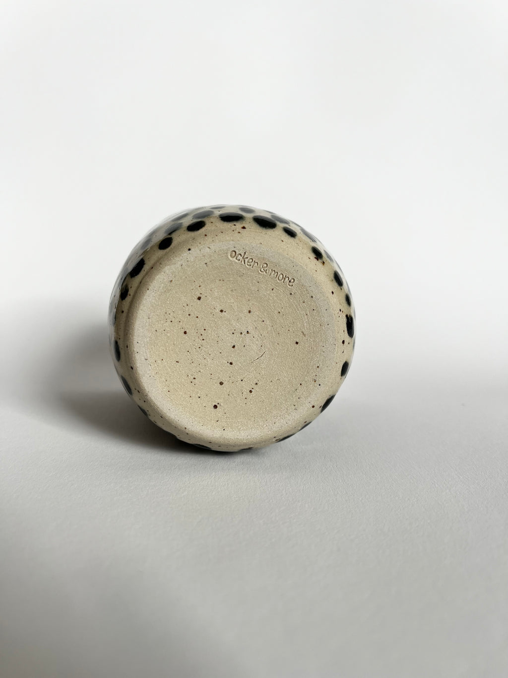 Mulden Becher dots