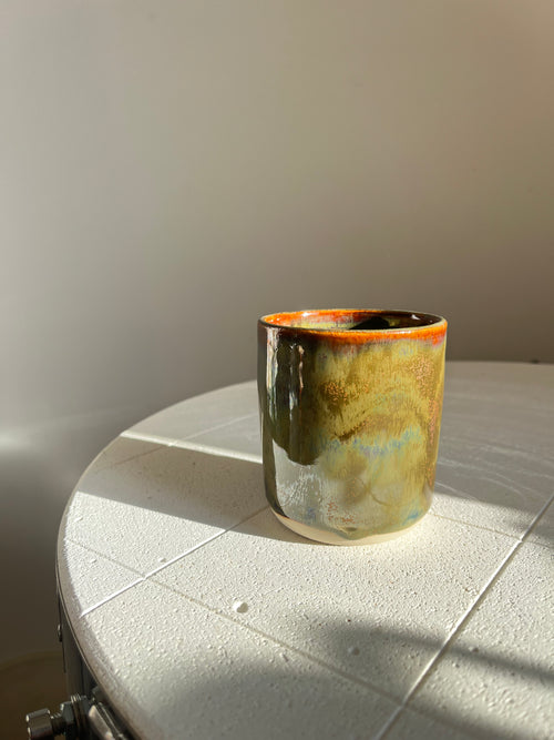 Becher jungle