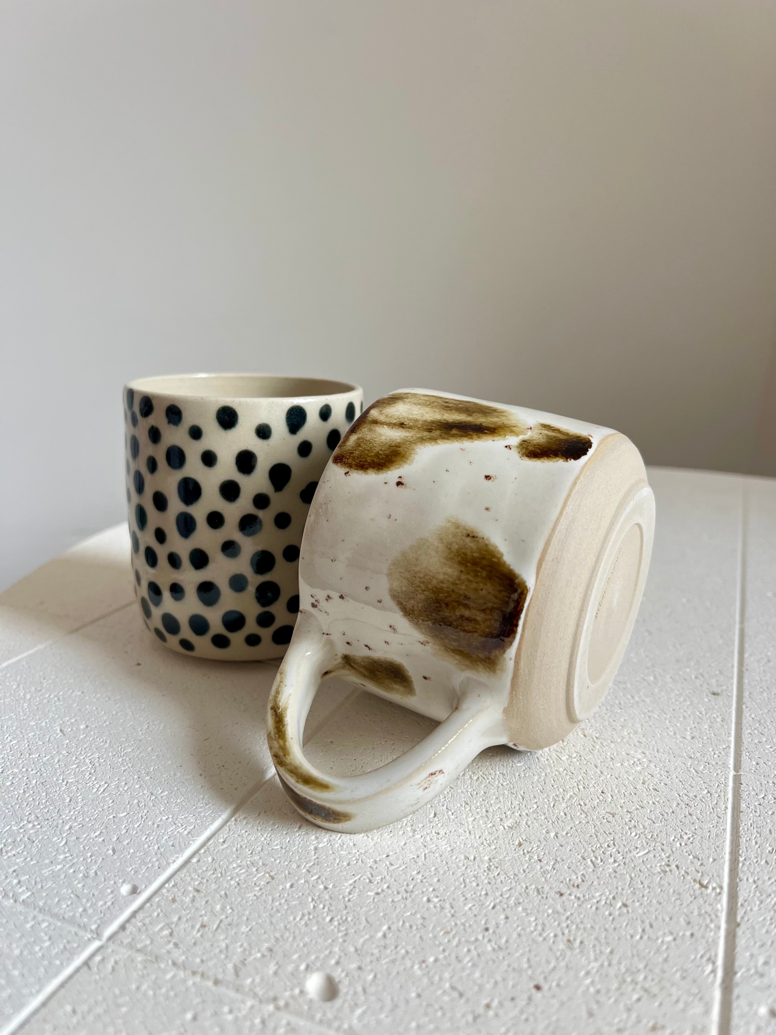 Becher dots