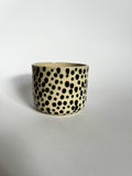 Becher dots