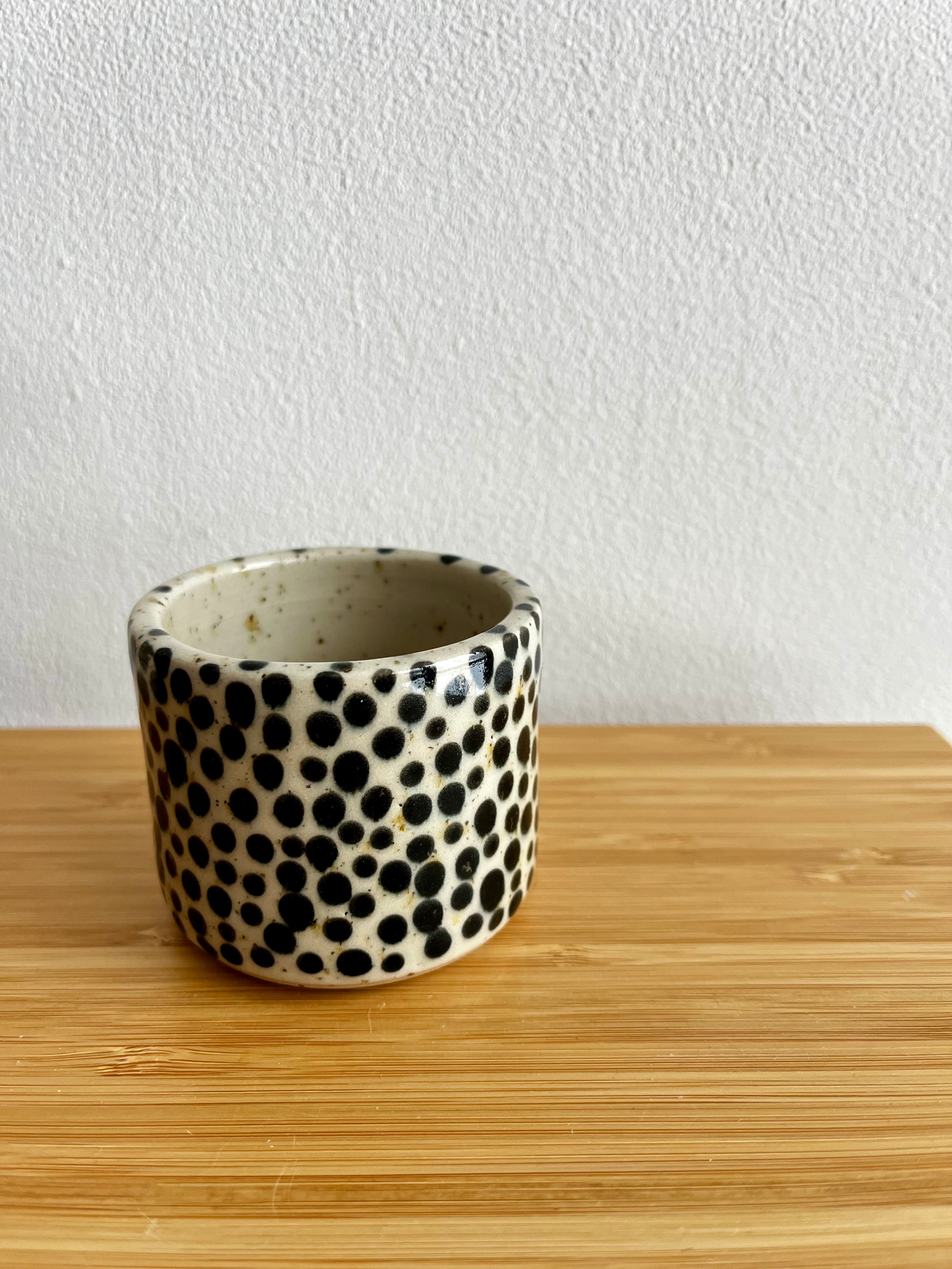 Espresso Becher dots