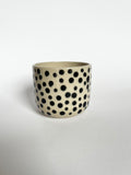 Becher dots