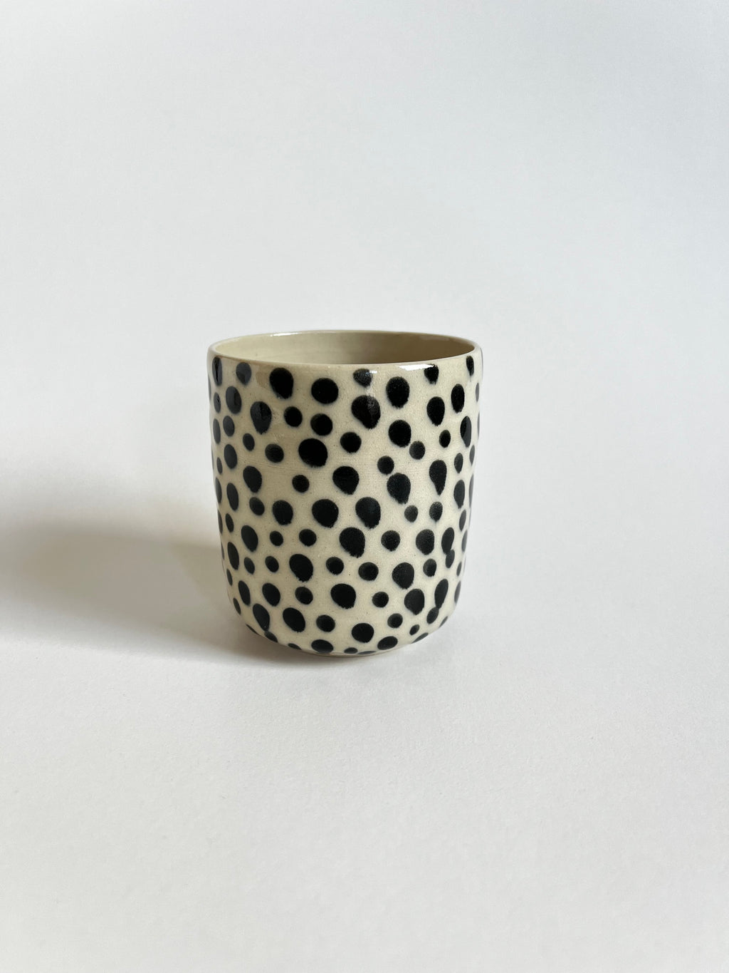 Becher dots