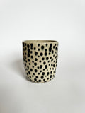 Mulden Becher dots