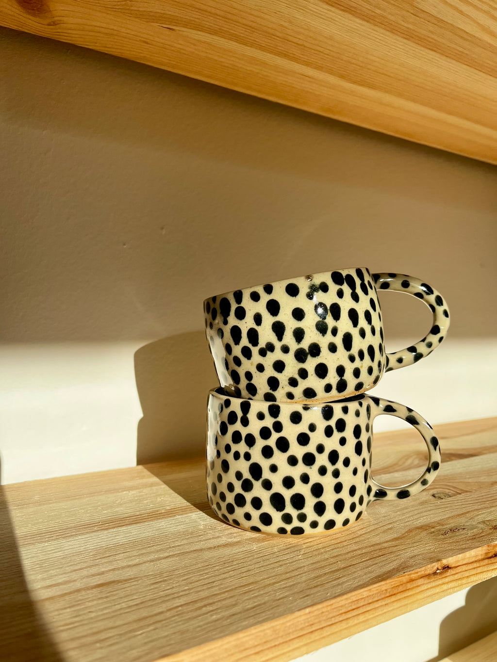 Tasse dots