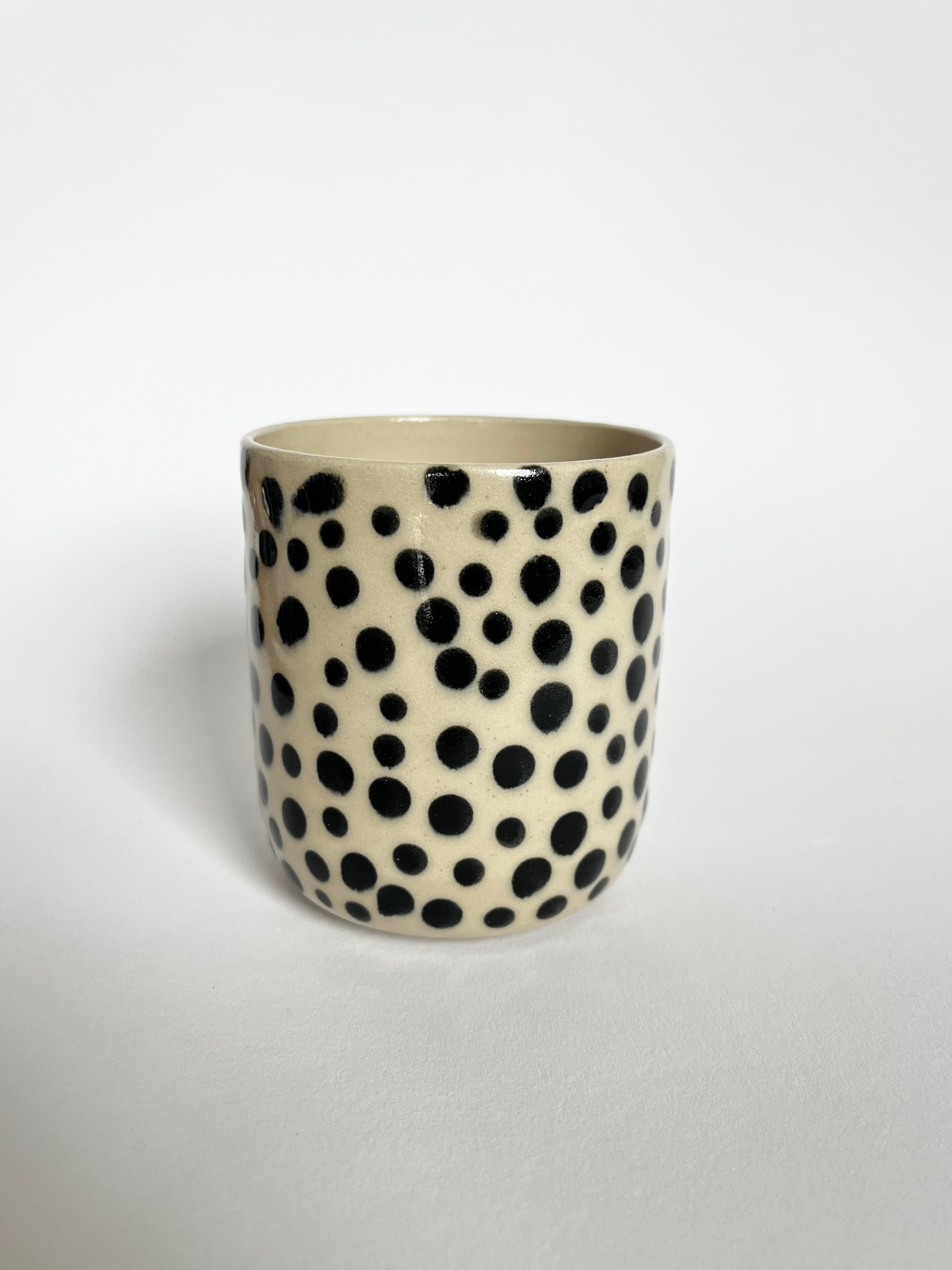 Becher dots