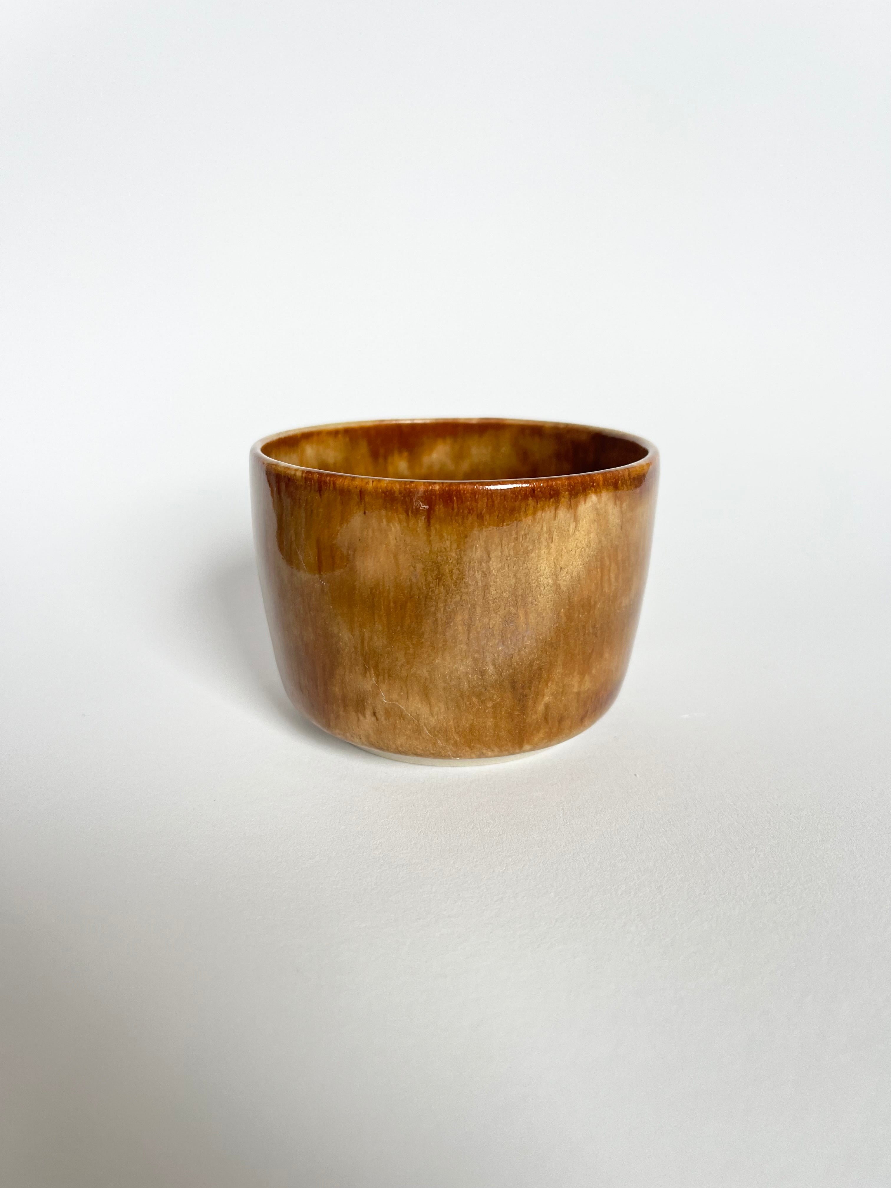 Becher iris