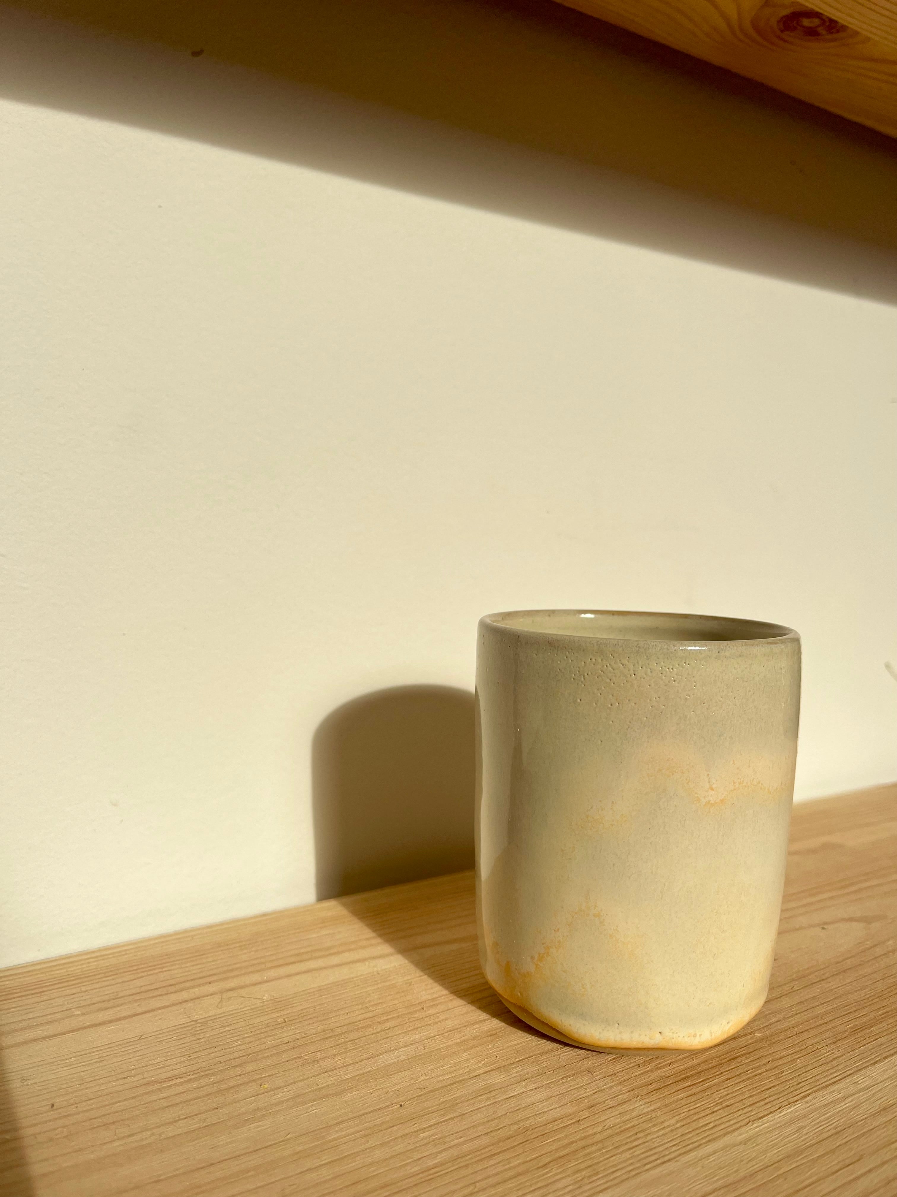 Becher butter
